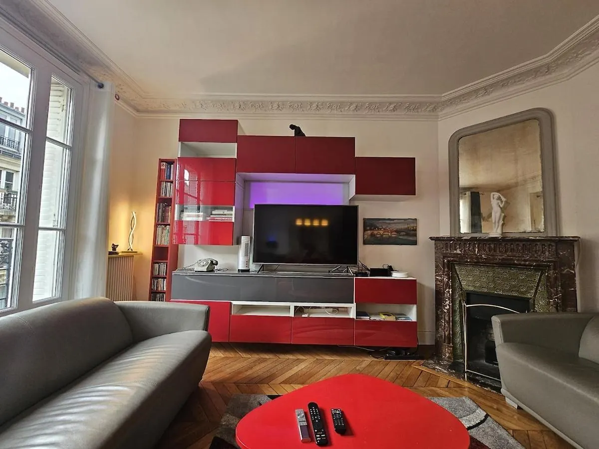 Montmartre Beautiful 67 M2 Apartment With Gym & Balcony Paris 0*,