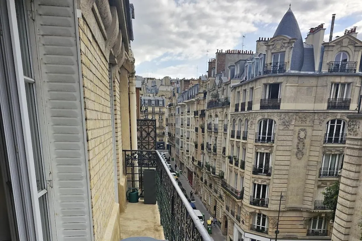 Montmartre Beautiful 67 M2 Apartment With Gym & Balcony Paris 0*,