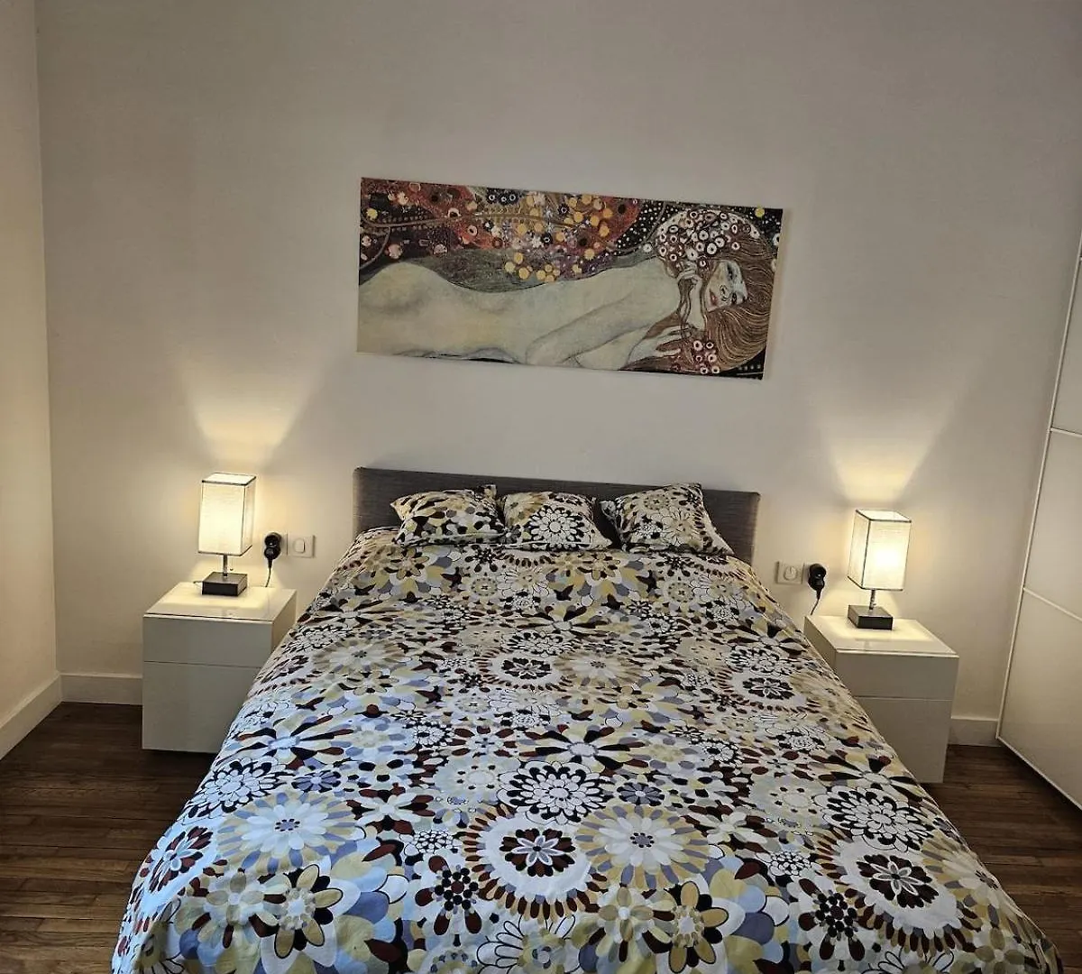 Montmartre Beautiful 67 M2 Apartment With Gym & Balcony Paris